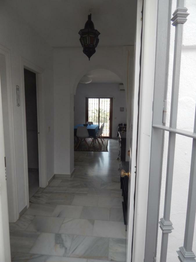 Adosado En Urb Flamingo Ferienhaus Nerja